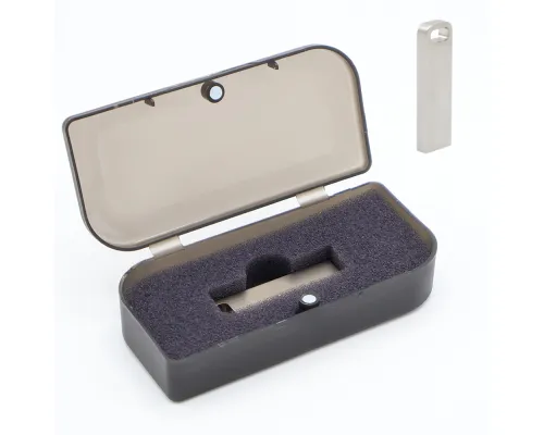 Флешка Rail 16 Гб в футляре, серебристая