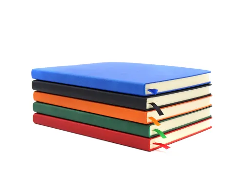 Ежедневник A5 недатированный Franco в мягком переплёте, красный