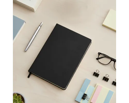 Ежедневник A5 недатированный Franco в мягком переплёте, черный