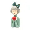 Статуэтка  "Девушка с яблоком", цвет зеленый
