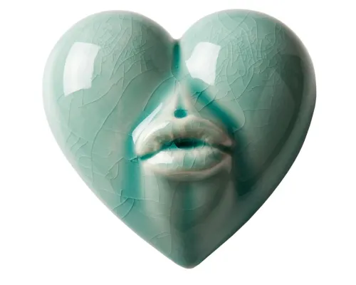Фарфоровое сердце What The Heart Speaks About Фарфоровое сердце What The Heart Speaks About