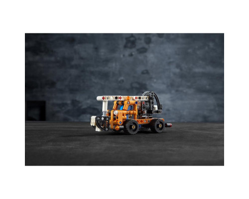 Конструктор «LEGO Technic. Ремонтный автокран» Конструктор «LEGO Technic. Ремонтный автокран»