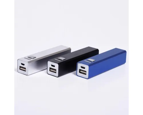 Универсальное зарядное устройство "Thazer" (2200 mAh)