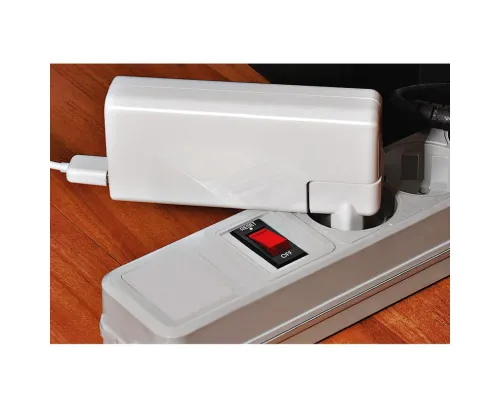 Универсальное зарядное устройство "Connector" (6000mAh)