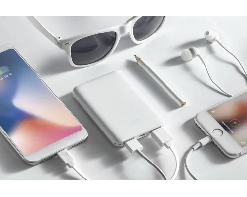 Внешний аккумулятор Uniscend Full Feel 5000 мАч, черный Внешний аккумулятор Uniscend Full Feel 5000 мАч, черный