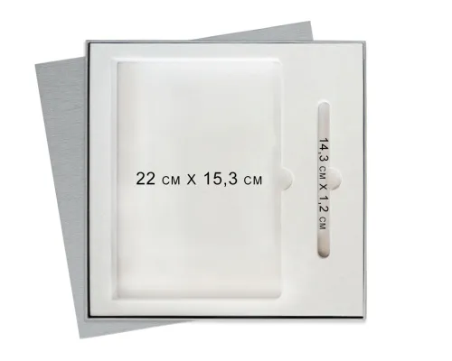 Коробка подарочная Solution Superior Alfa Linen под ежедневник и ручку, серебро, 25,7x25,7x2,8 см, бежевый ложемент Коробка подарочная Solution Superior Alfa Linen под ежедневник и ручку, серебро, 25,7x25,7x2,8 см, бежевый ложемент