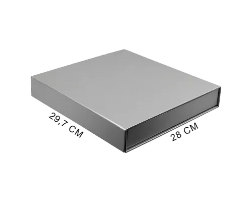 Подарочная коробка, размер 29,7*28,0*4,5 см, Solution Prestige Magnum Linen с магнитным клапаном под индивидуальную вырубку, серебристая, с бежевым ложементом