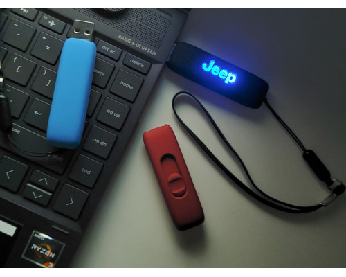 Флеш накопитель USB 2.0 COSMOS 16GB, с подсветкой, пластик, черный Флеш накопитель USB 2.0 COSMOS 16GB, с подсветкой, пластик, черный