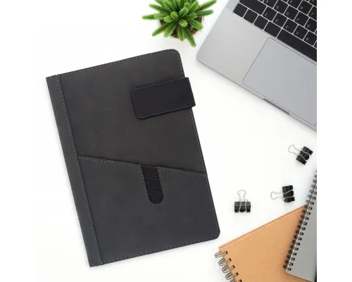 Ежедневник Smart New York Suede А5, черный, недатированный, в твердой обложке с поролоном, в подарочной коробке Ежедневник Smart New York Suede А5, черный, недатированный, в твердой обложке с поролоном, в подарочной коробке