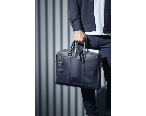 Бутылка плоская Backpack, черная Бутылка плоская Backpack, черная