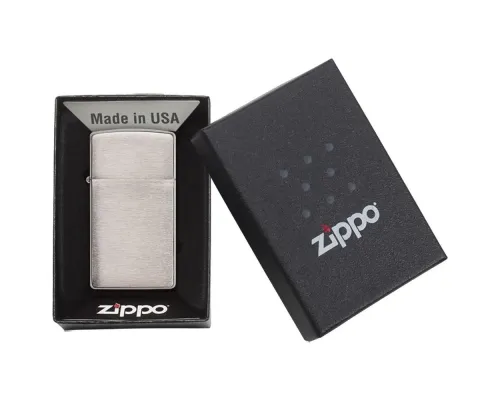 Зажигалка Zippo Slim Brushed, матовая серебристая Зажигалка Zippo Slim Brushed, матовая серебристая